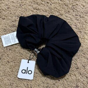 Alo Oversized Black Scrunchie-New-Athletic-Athleisure-Hair Tie